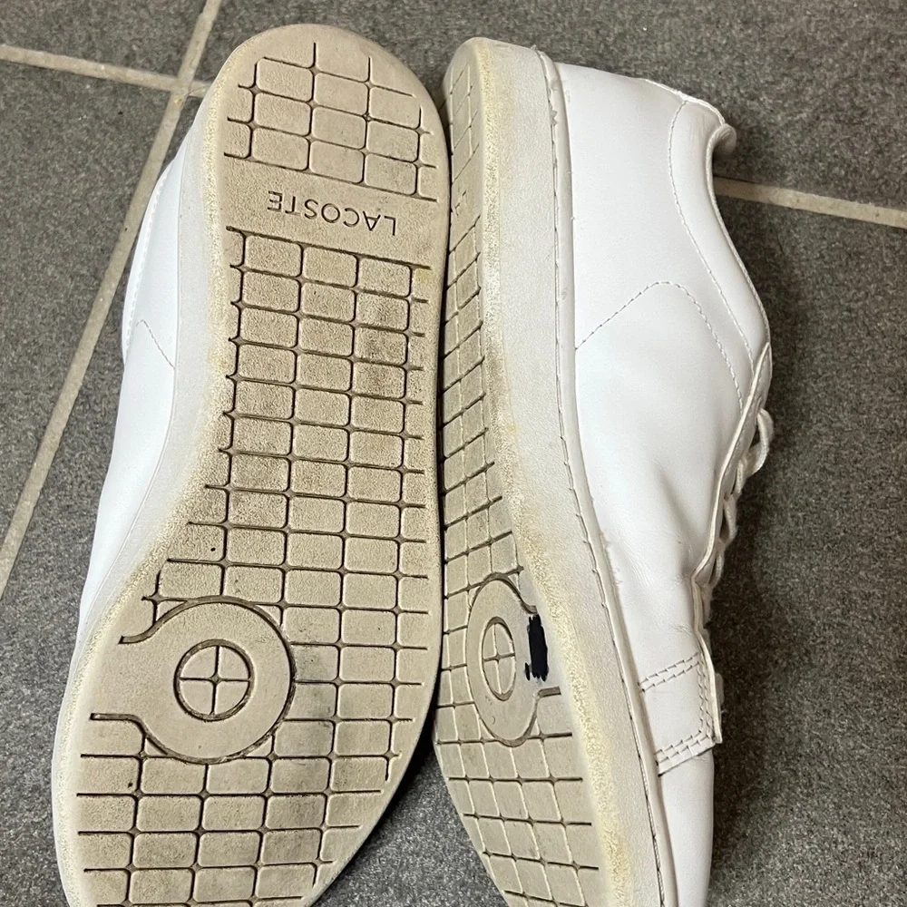 Lacoste Carnaby Set Leather Sneakers women’s Sz 7.5 summer coastal walking chic